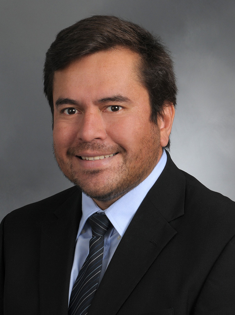 Dr. Luis Marcos
